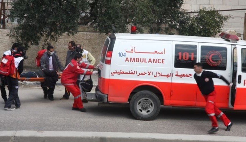 10 إصابات خلال هجوم المستوطنين وقوات الاحتلال على حارة الجعبري في الخليل