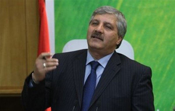 في يوم الشِعر العالمي 21 آذار الزمن في لحظة  المتوكل طه