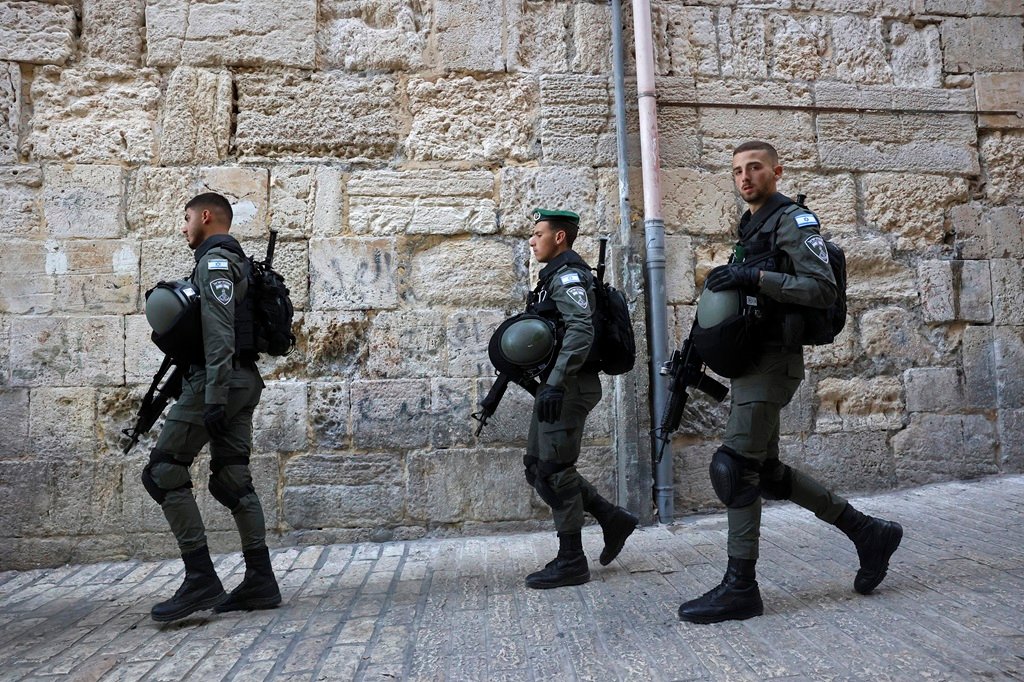 بلدية الاحتلال تفرض غرامات على المقدسيين 