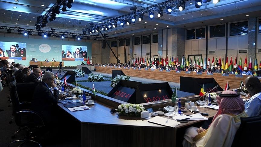 "إعلان إسطنبول" دعم إيران وغزة وسوريا ضد العدوان الاسرائيل