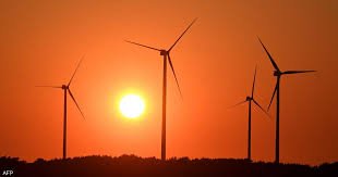 دراسة: نصف سكان العالم واجهوا "شهرا إضافيا" من الصيف