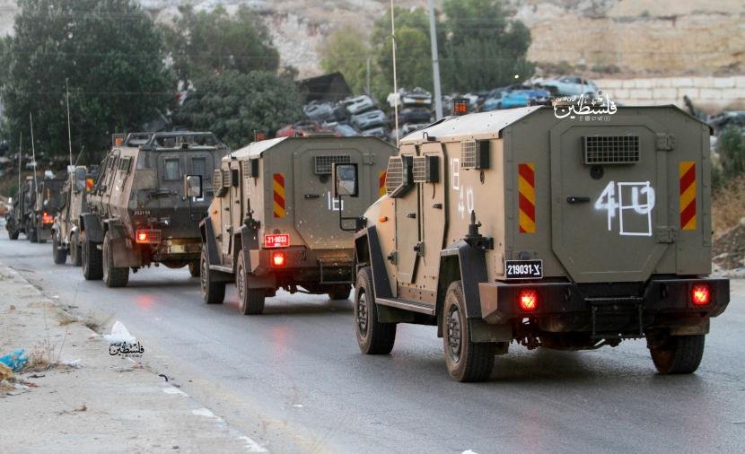 قوة خاصة  من جيش الاحتلال تختطف شابا عند مدخل عناتا