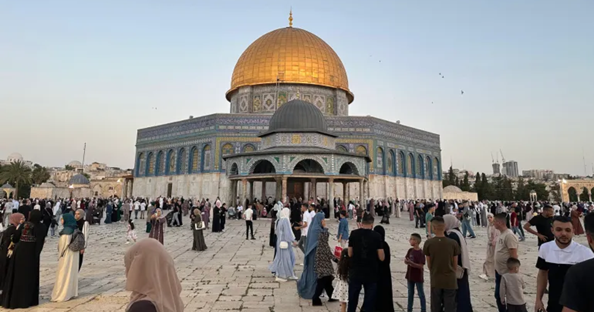 محافظة القدس تحذر من تداعيات قانون إسرائيلي جديد يجرم التدخل بالممارسات الدينية في الأماكن العامة