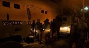 الاحتلال يقتحم  عدة بلدات وقرى غرب رام الله ويعتقل شابا 