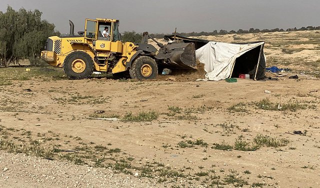 سلطات الاحتلال تهدم قرية  العراقيب بأراضي الـ48 للمرة 239