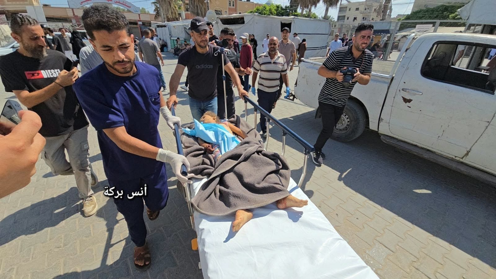 شهيدان ومصابون في قصف الاحتلال  غرب مدينة غزة ووسطها 