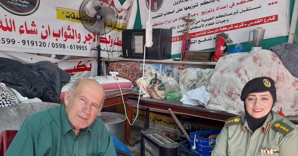 هيئة الامدادات والتجهيز تطلع على عمل تكية "ام عبد الله" 