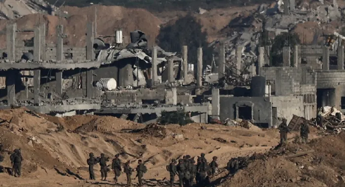 هآرتس : الخلاف الأساس بالمفاوضات يتعلق بخرائط انسحاب الجيش من غزة