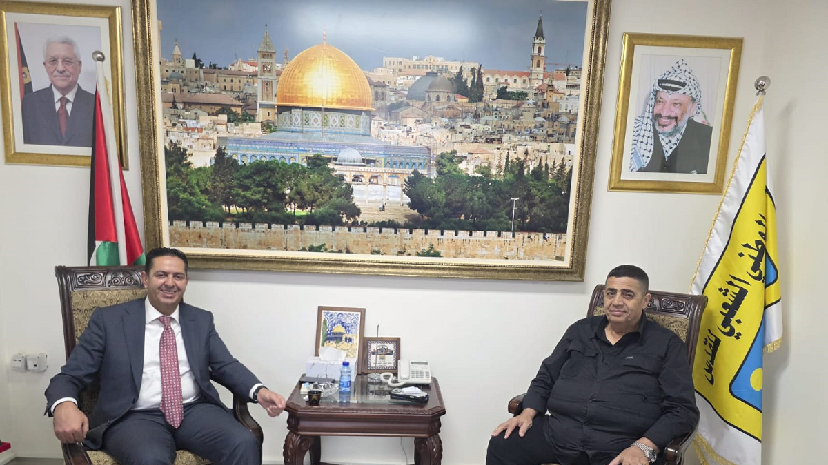 اللواء النتشة ورئيس جامعة فلسطين الأهلية يبحثان سبل دعم الطلبة المقدسيين 
