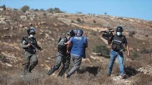 نقابة الصحفيين: 343 جريمة وانتهاكا اسرائيليا بحق الصحفيين في 2025 