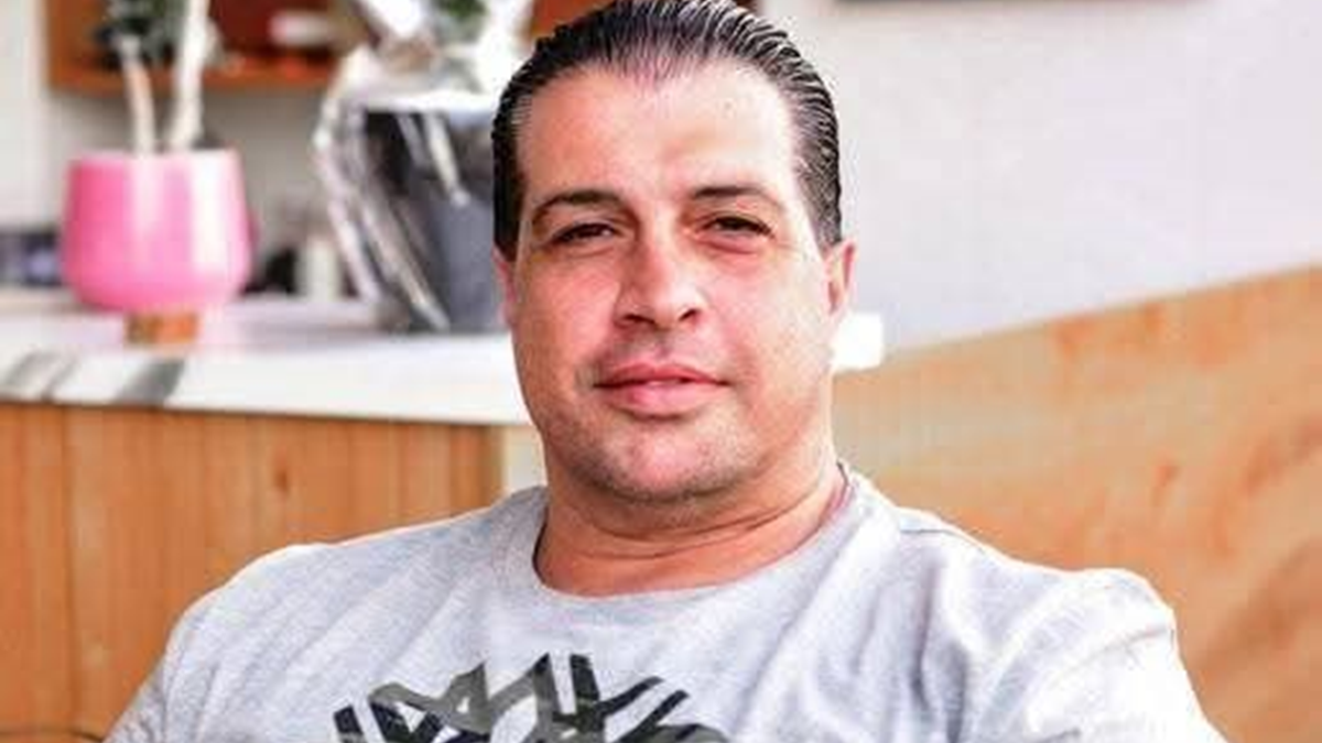 الرياضي المقدسي العميد أنور عوض.. رحلة اربعة عقود في حرم الرياضة المقدسية  