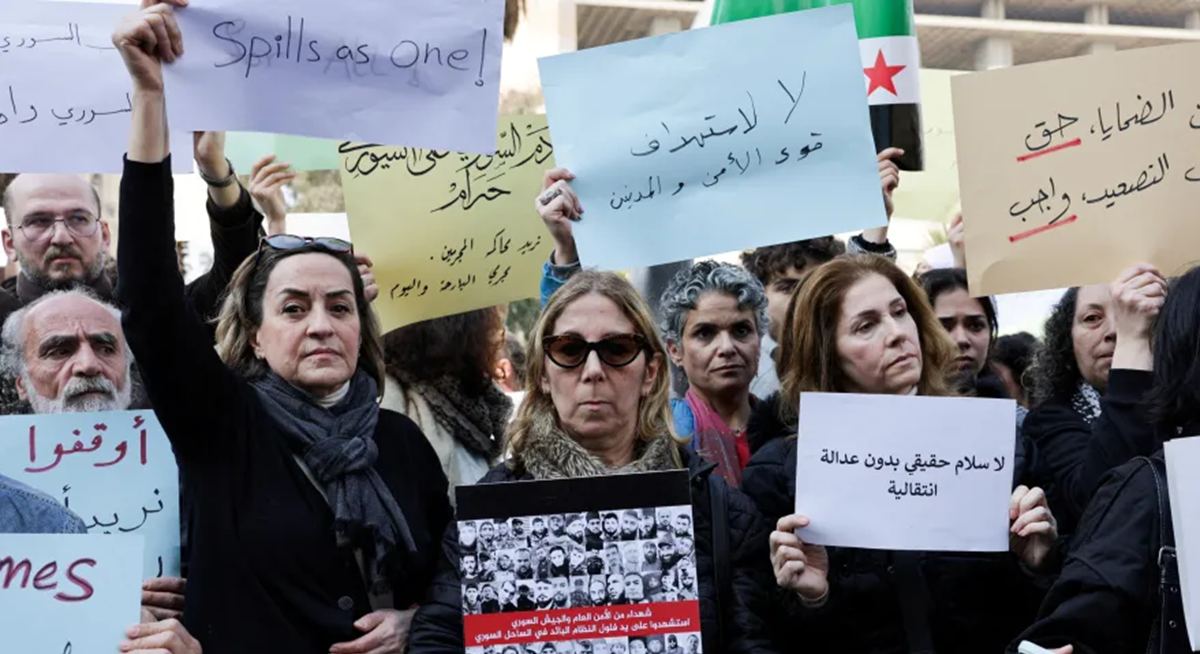 تقرير اخباري :  عائلات علوية تفجع بخطف بناتها من شوارع سوريا