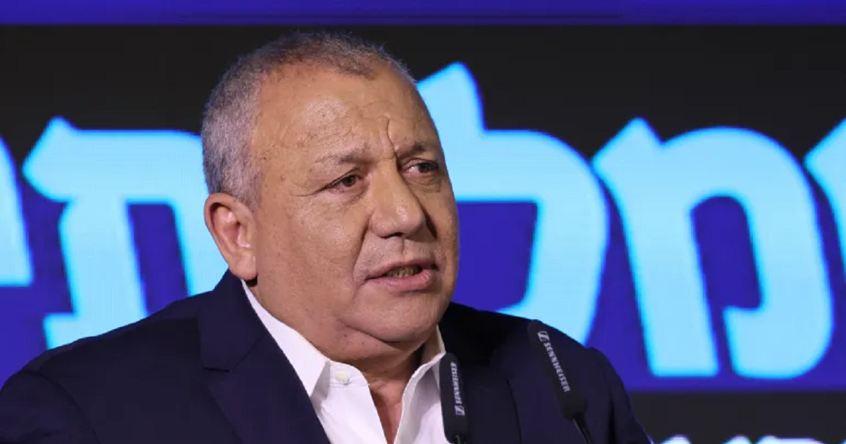 آيزنكوت معارضا قرار إسرائيل احتلال غزة : أوقفوا هذه الحماقة