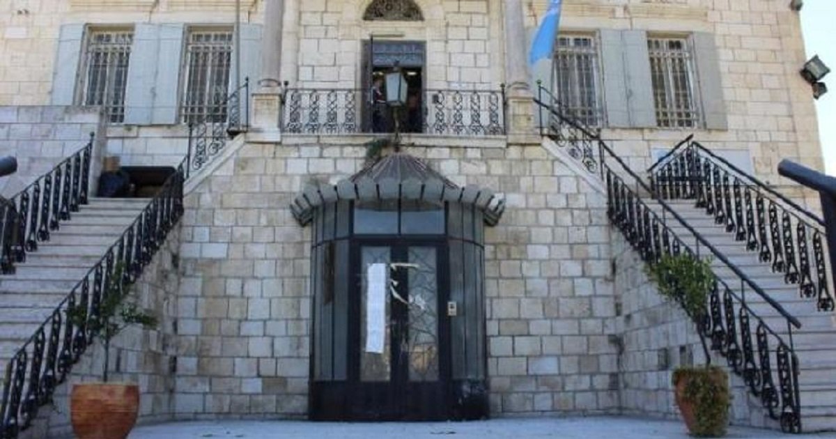 "اشترِ زمناً في القدس"