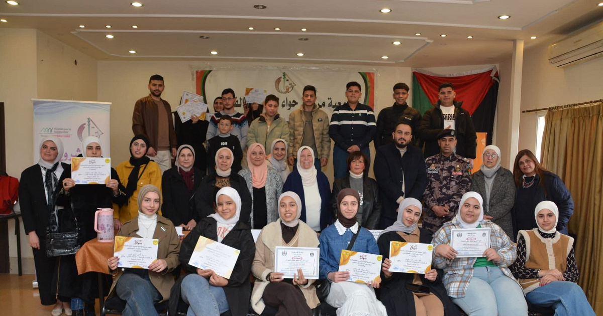 نابلس : الاحتفال بتخريج دورة مسعفين متقدمة 