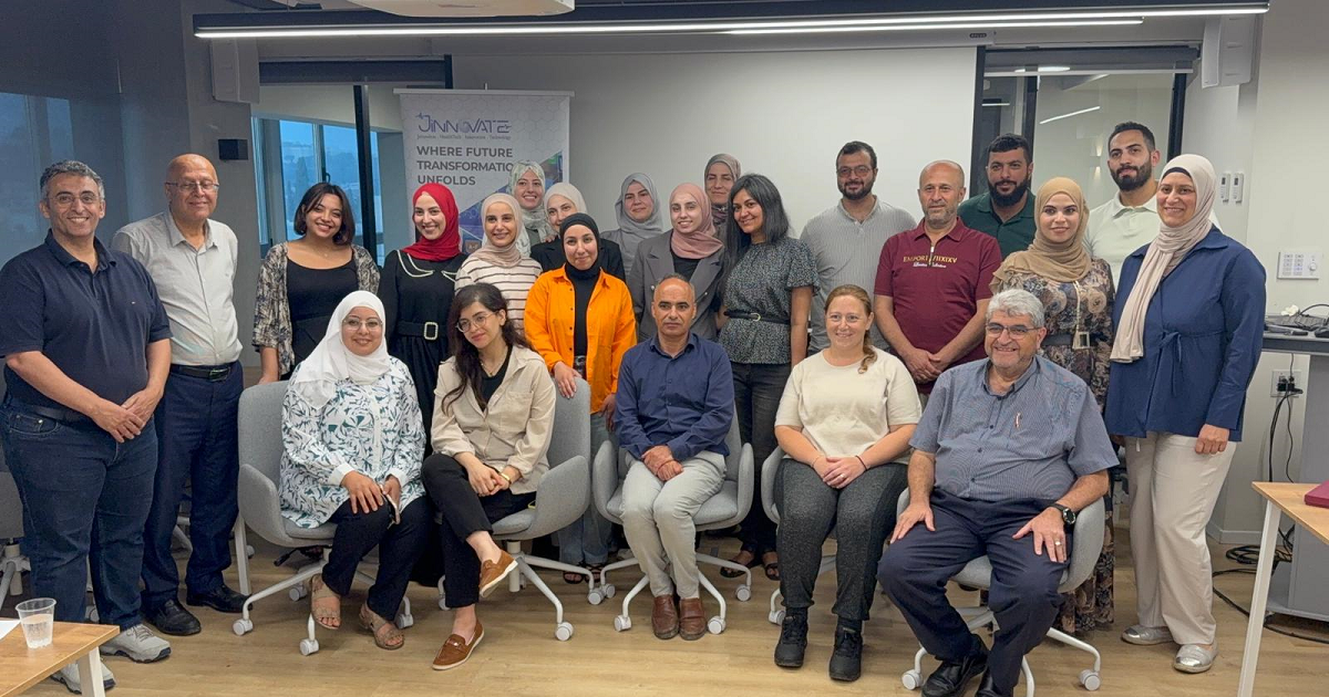 "جينوفيت" يخرج دورة اللغة العبرية – المصطلحات العلمية للكوادر الطبية والصحية بالقدس 