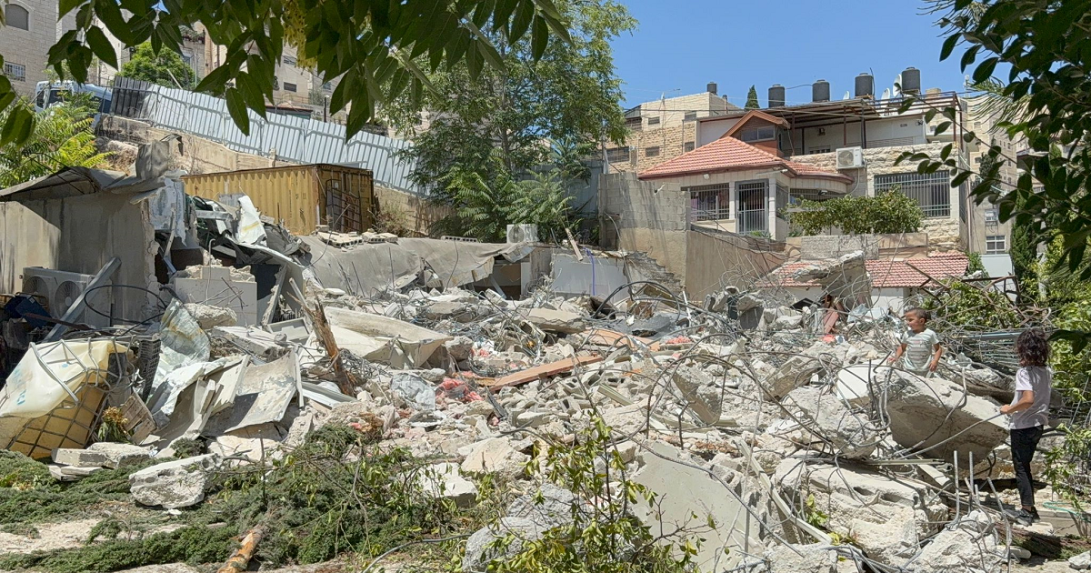 الاحتلال يهدم منزلا في وادي قدوم  