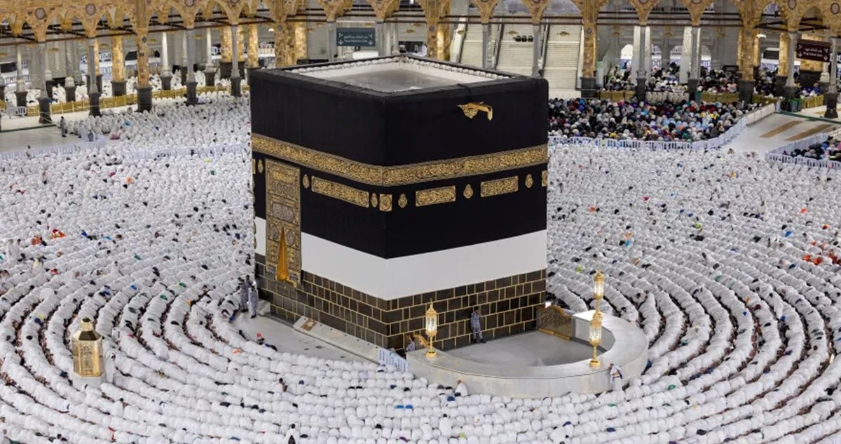 غزة : الحرب المدمرة تحرم النازح إياد عدوان من أداء فريضة الحج هذا العام