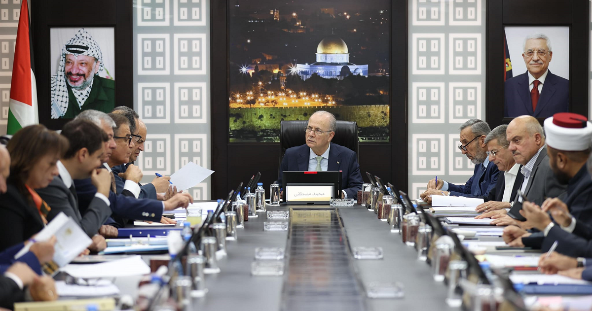 مصطفى يطالب بمزيد من الإجراءات الدولية الرادعة لوقف هجمات المستعمرين الإرهابية