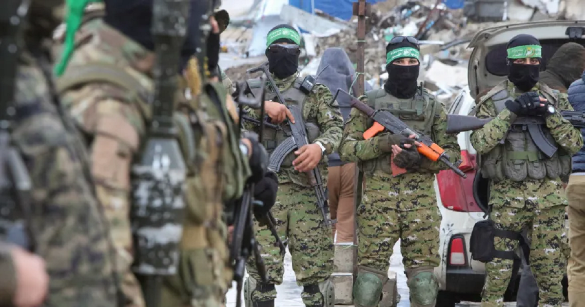 صحيفة إسرائيلية :  الجيش  يخشى عودة الدعم المالي لحماس