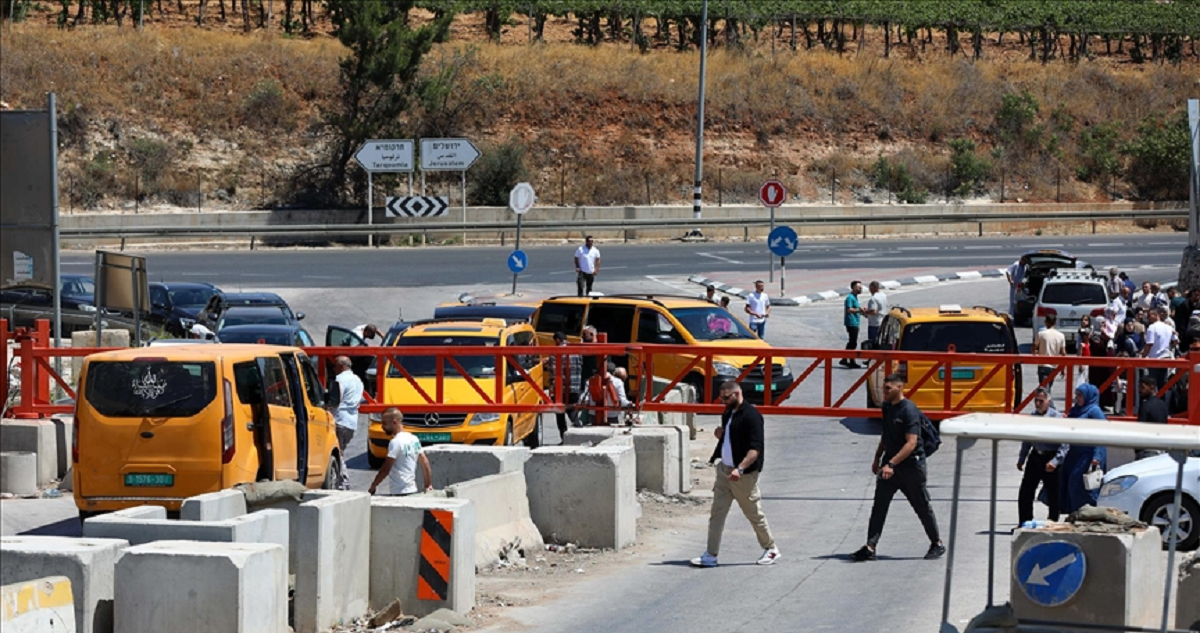 الاحتلال يغلق مداخل عدة بلدات شمال رام الله ونابلس
