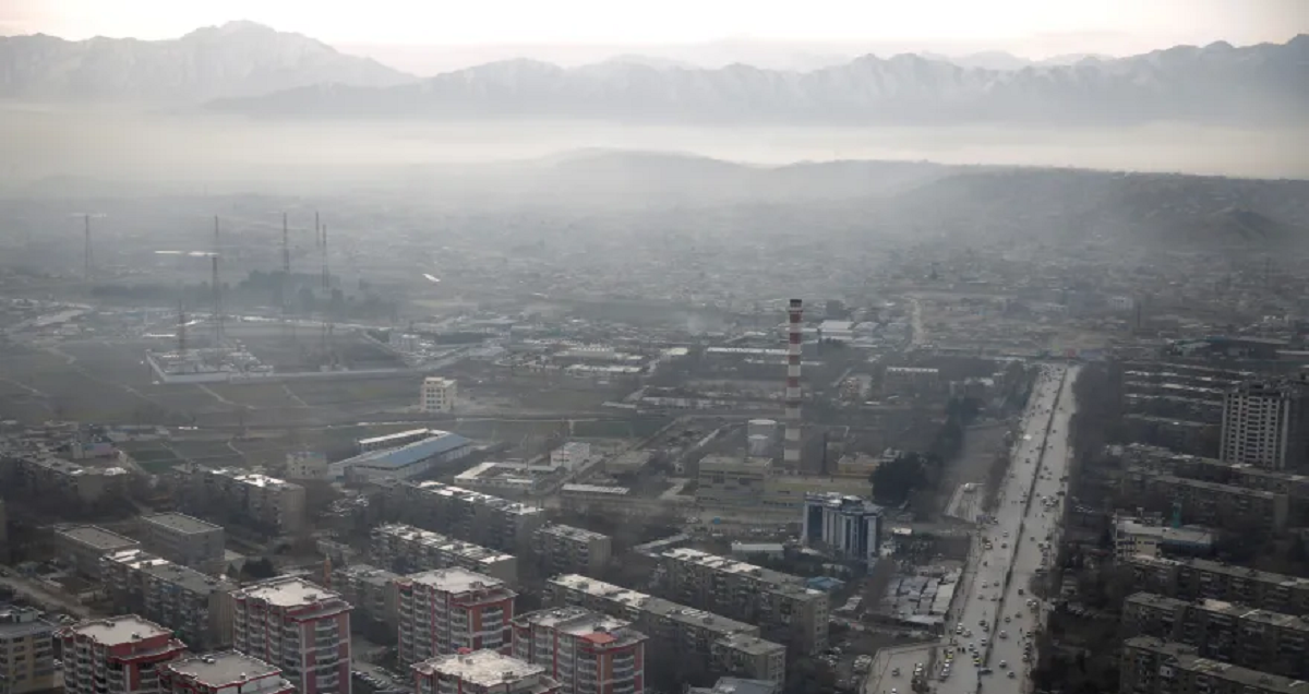 زيادة عدد الأفغان المرحلين من إيران في إطار مطاردة الجواسيس بعد هجمات إسرائيل