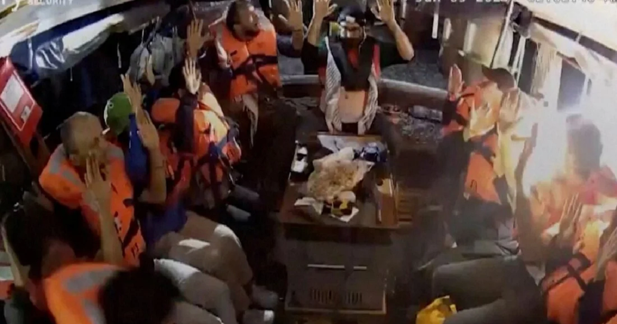 "هند رجب" تقدّم شكوى ضد الكوماندوس الإسرائيلي لمداهمته سفينة "مادلين"