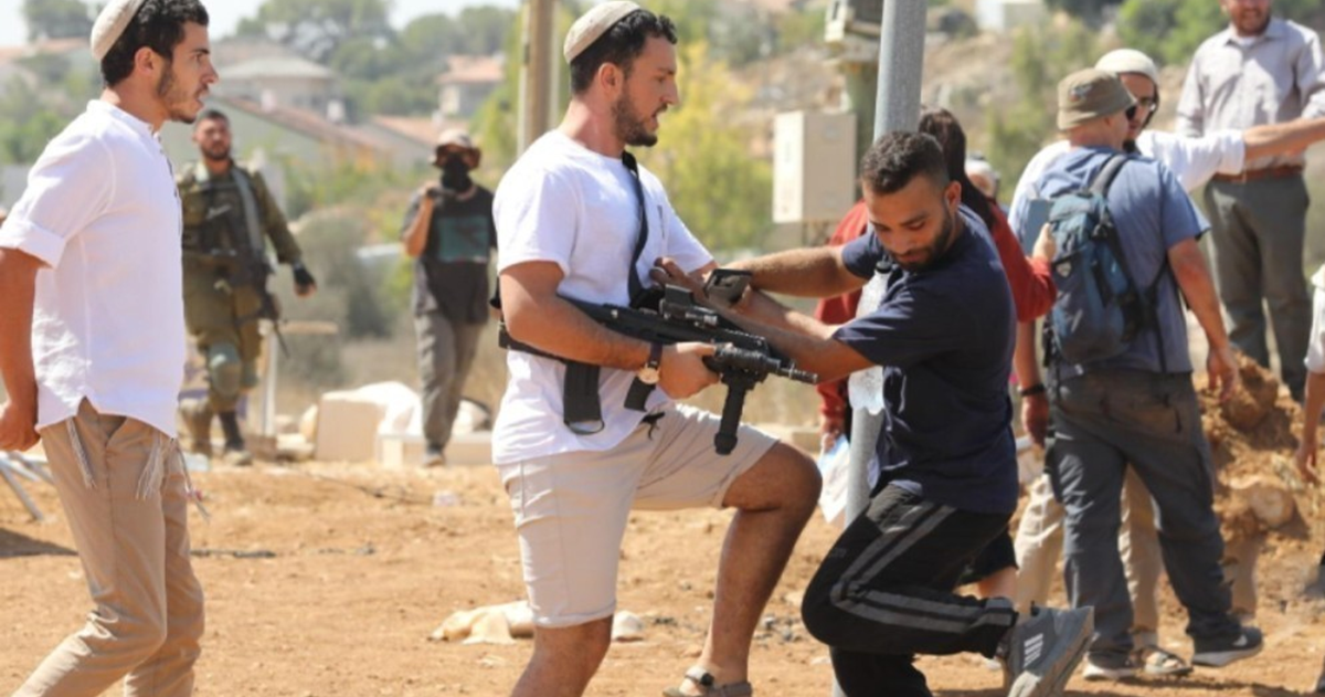 قرية دوما .. اعتداءات المستوطنين على الاهالي والممتلكات لا تتوقف