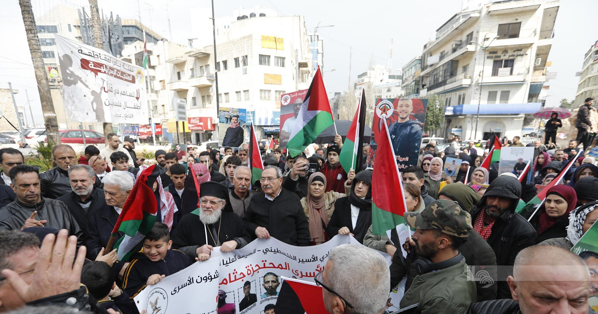 الضفة تنتصر لغزة المجوعة والاسرى غدا خلال وقفات في كافة المحافظات 