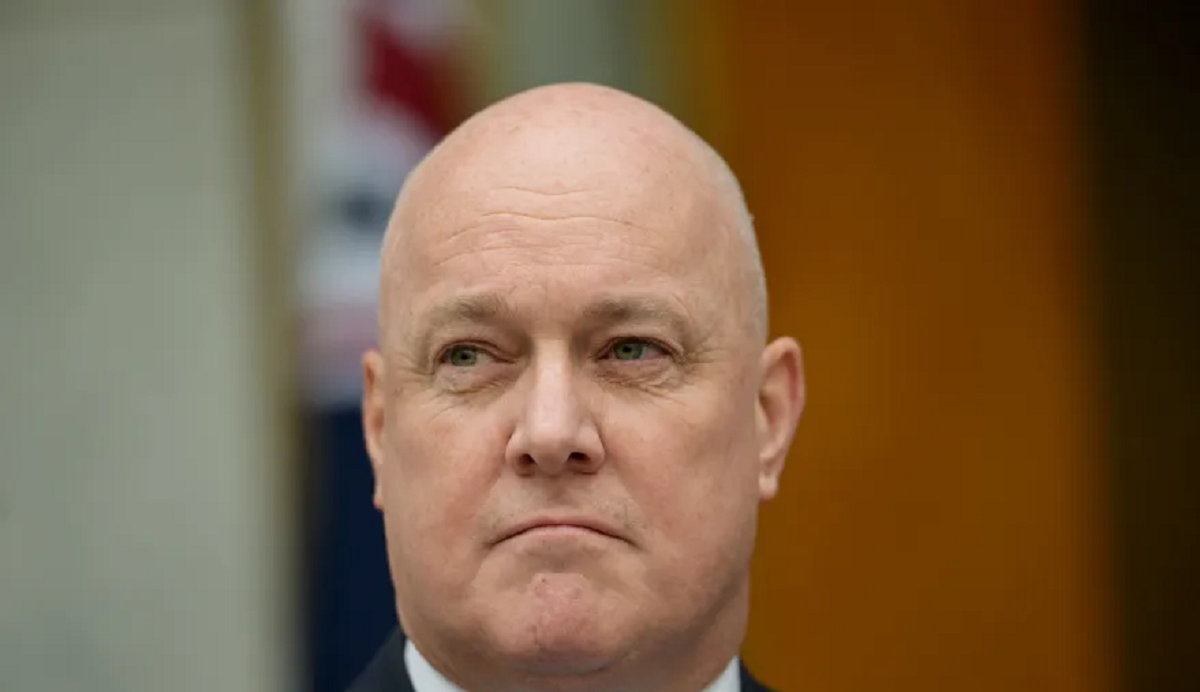 رئيس وزراء نيوزيلندا : نتنياهو “فقد صوابه”