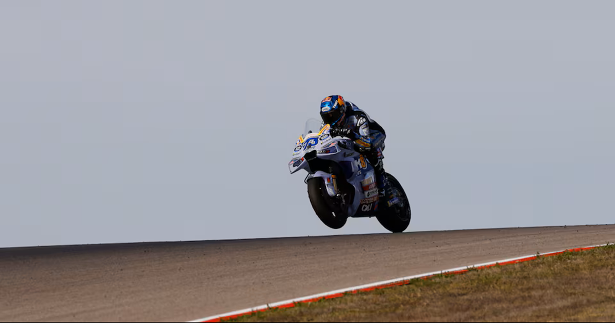 أليكس ماركيز يفوز بسباق السرعة ضمن بطولة العالم للدراجات النارية