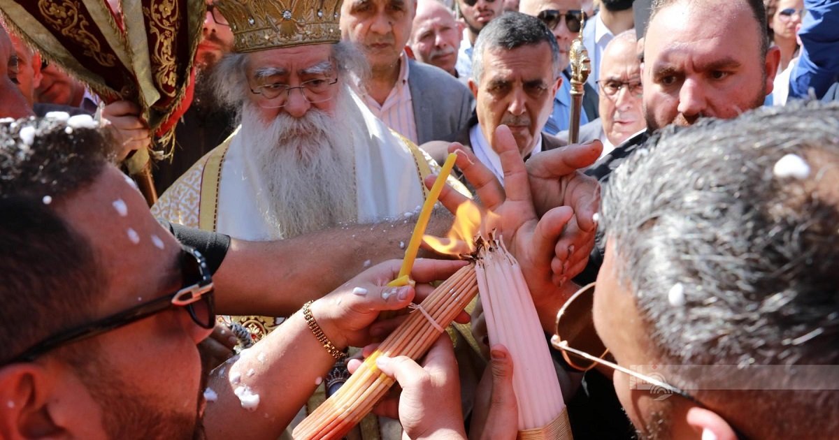 الكنائس الفلسطينية تحيي "سبت النور" وسط غياب المظاهر الاحتفالية