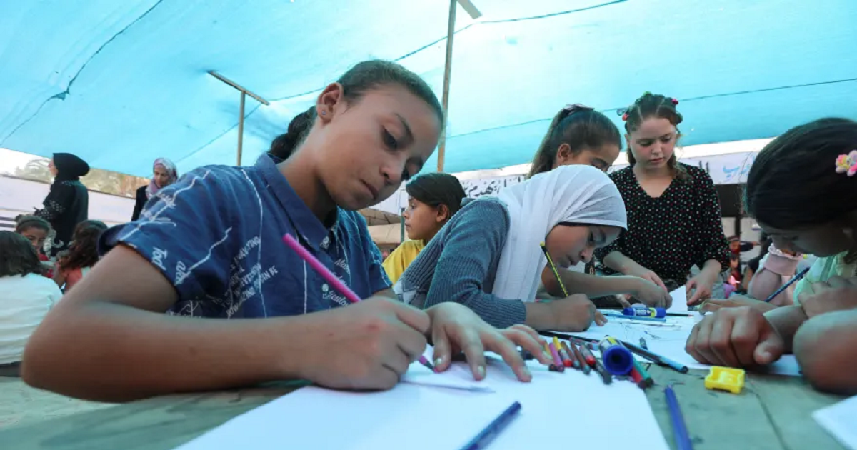 تقرير : الصدمات النفسية لحرب غزة تدفع أعدادا كبيرة من المواطنين لطلب العلاج