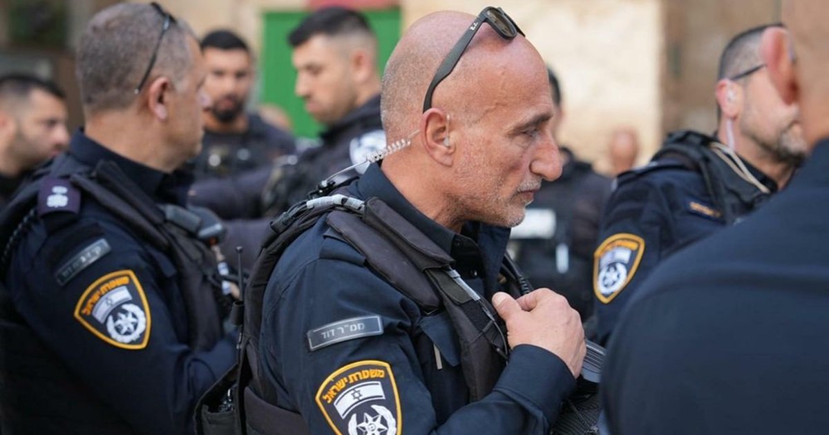  افتتاحية هآرتس : قانون كمّ الأفواه ... حرية التعبير ليست بيد الشرطة