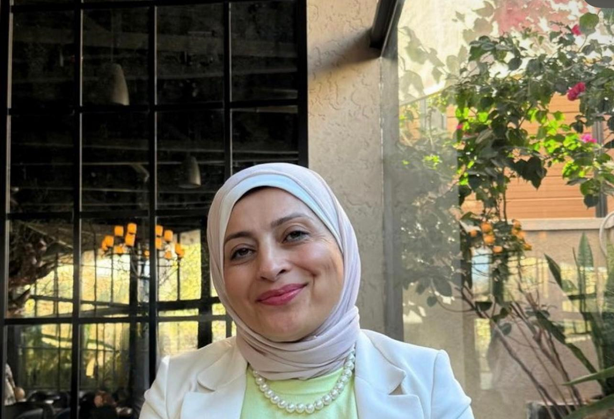   دلشاد: الجوع والضحك، والذهب الذي لا يمحو الدم