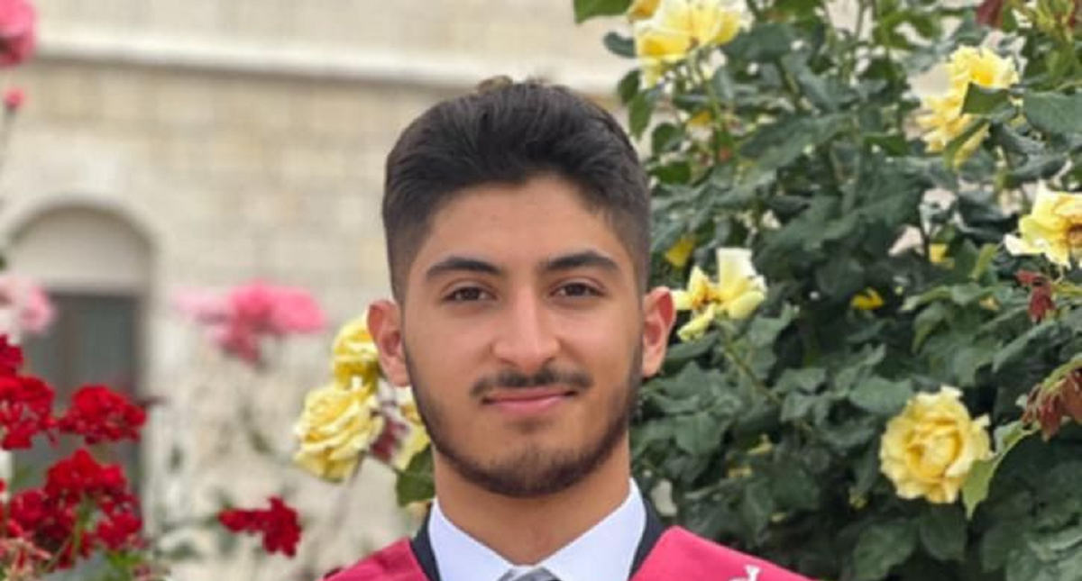 الطالب عمر عديلة : الأول على بلدة سلوان في امتحان "التوجيهي"