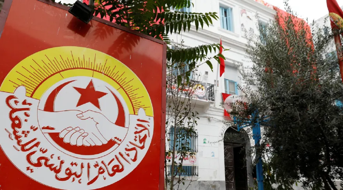 آلاف يتظاهرون في تونس دفاعا عن الحق النقابي والحريات العامة
