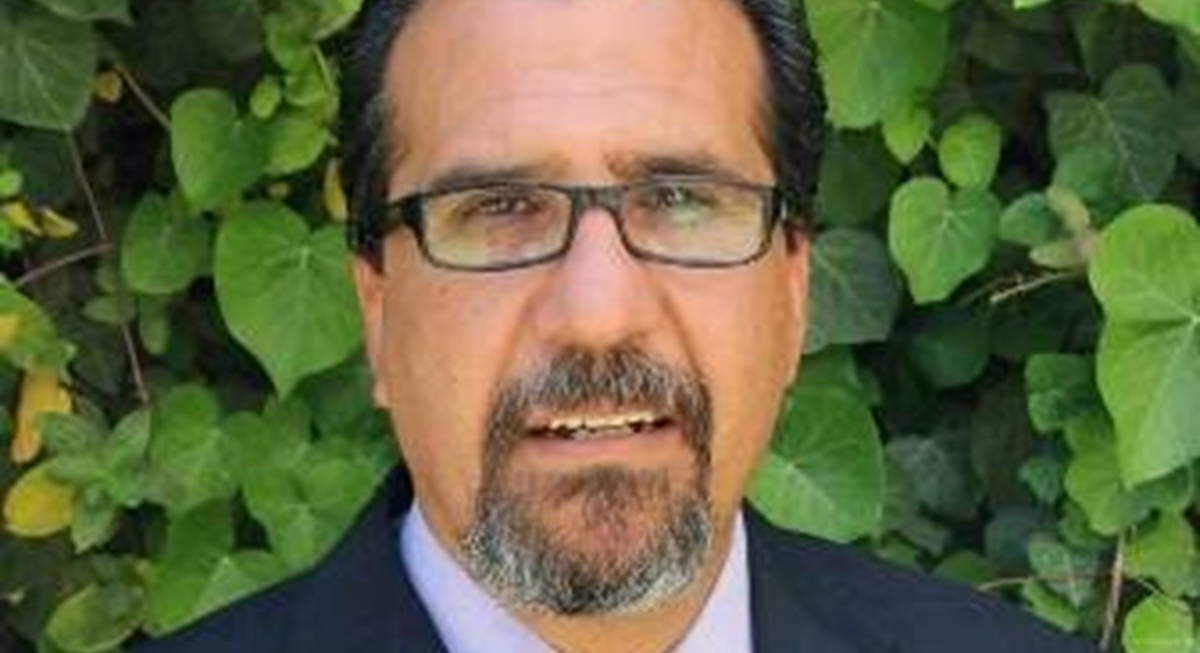 رموز مقدسية :  يونس العموري .. قلم معبأ بالفكر الناقد ومثقف جامد  