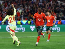 البرتغال تتوّج بدوري الأمم بعد هزيمة إسبانيا بركلات الترجيح