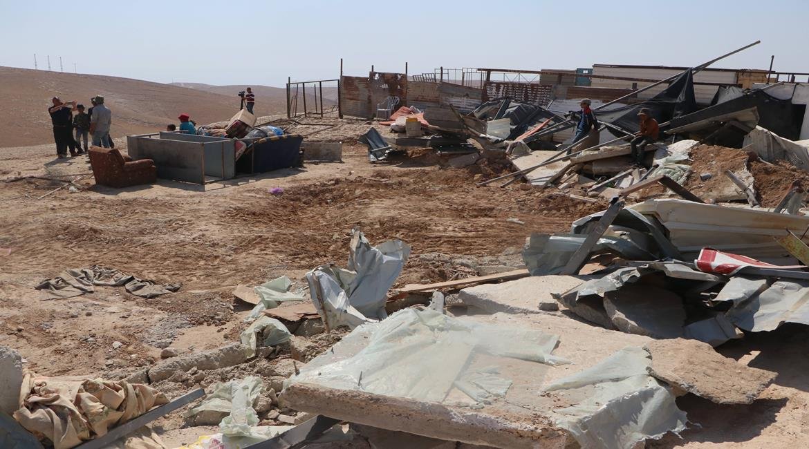 الاحتلال ينفذ عمليات هدم لمنشآت زراعية  وخيم ومساكن في المغير وخلة الضبع  والرماضين وسنجل 