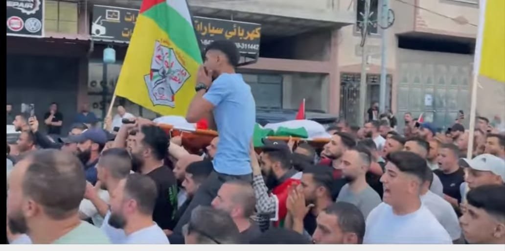 بمشاركة شعبية تشييع أشلاء الشهيد حكمت غيث في مخيم عسكر 