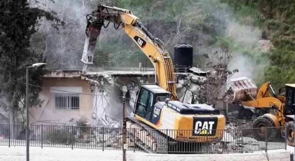 الاحتلال يهدم مقهى في بيت لقيا