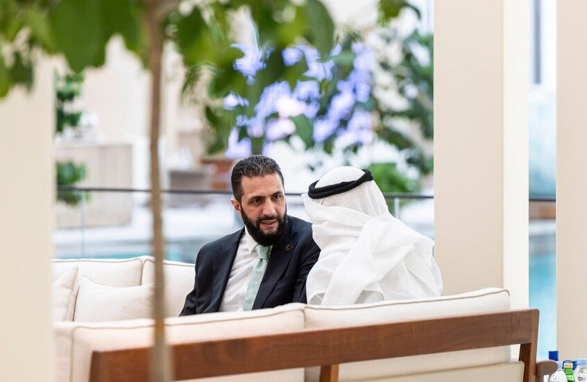 دمشق تنفي انعقاد أي اجتماعات بين الشرع ومسؤولين إسرائيليين