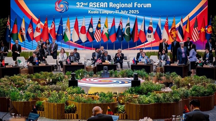 "آسيان" تدعو إلى وقف فوري ودائم لإطلاق النار في غزة