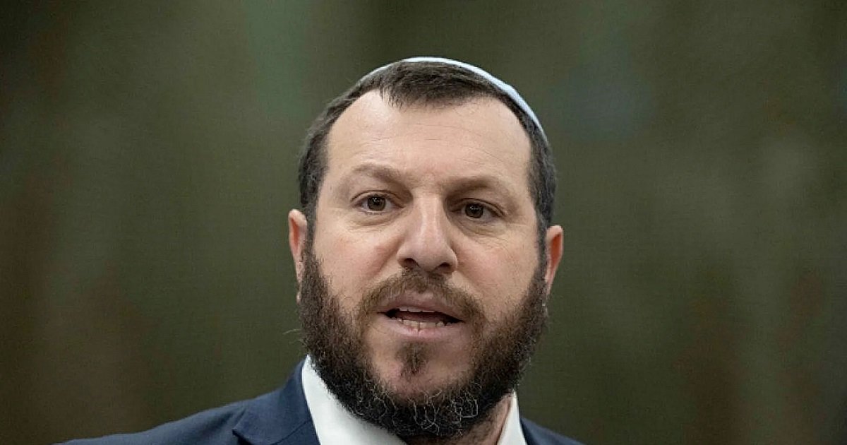 وزير إسرائيلي يحرض على تجويع غزة وقصف مخازن الغذاء