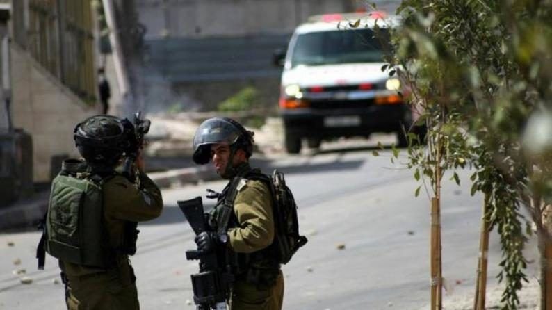 إصابة شاب برصاص الاحتلال قرب الجدار في الرام