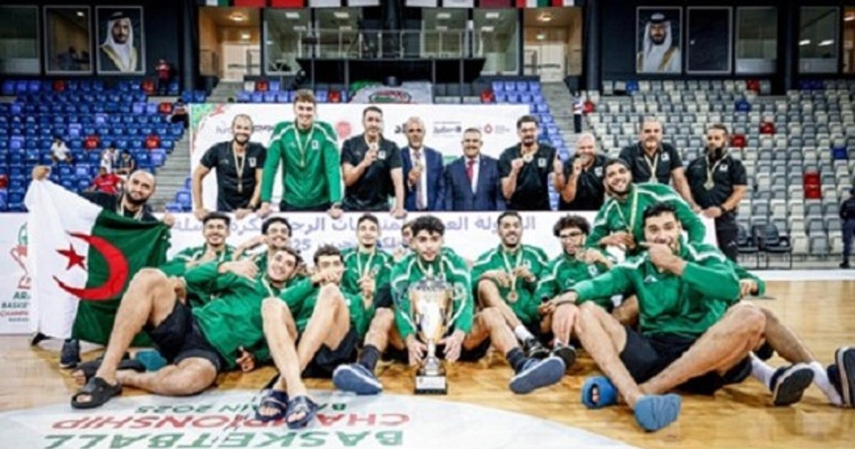 منتخب الجزائر يتوج بلقب البطولة العربية لكرة السلة