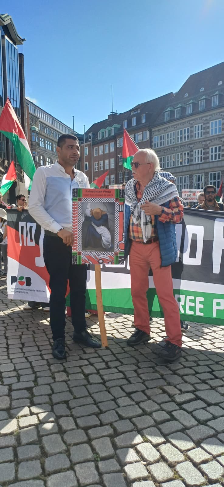 تظاهرة حاشدة في مدينة بريمن تنديدا بالعدوان  على غزة ورفضا للتهجير والتجويع 