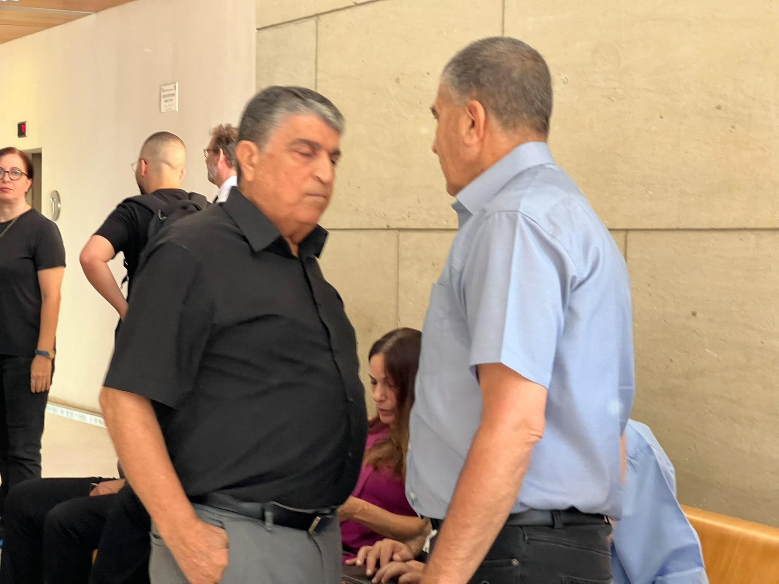 محكمة الصلح بحيفا  تنطق بالحكم على القيادي رجا إغبارية بتهمتي "التماهي والتحريض على الإرهاب"