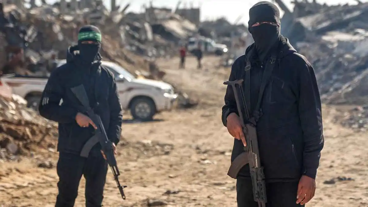 محلل سياسي: إسرائيل سترفض نقل سلاح غزة إلى السلطة الفلسطينية